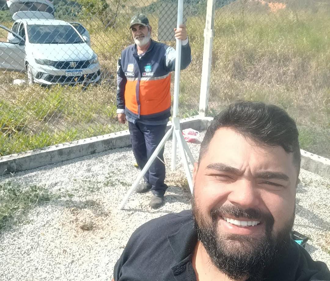 Vistoria em estação de monitoramento